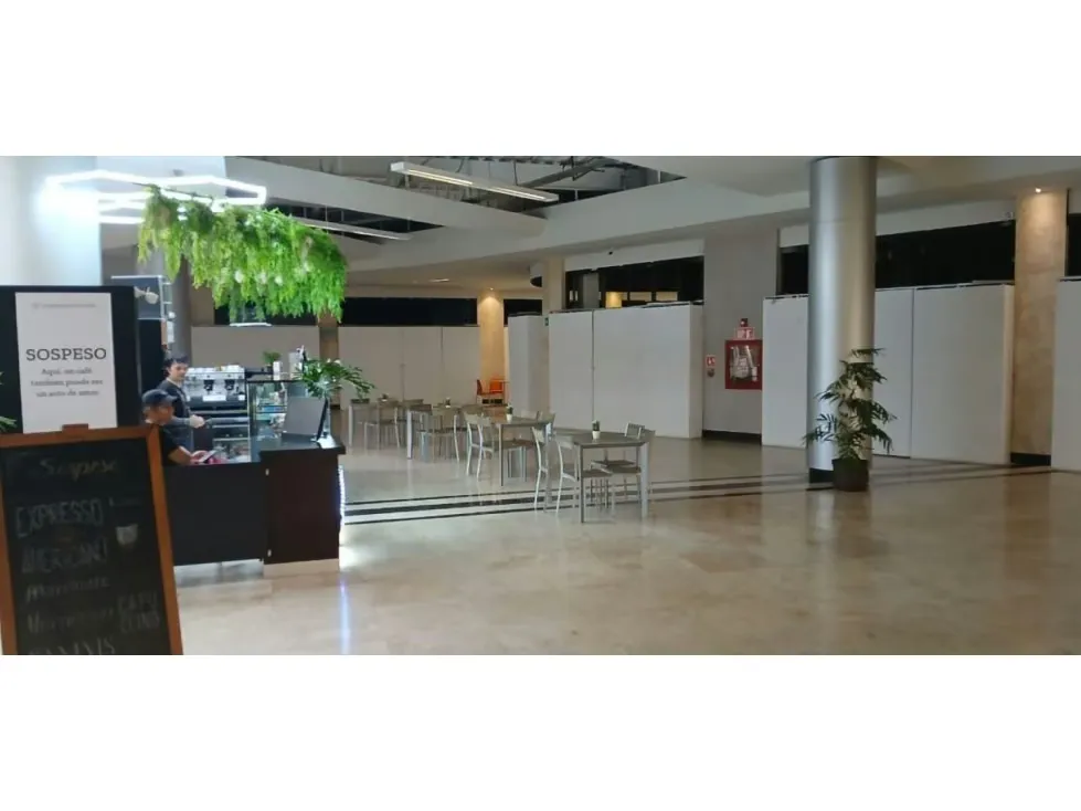 Se Vende Local 90m²- Nivel Feria- C.C.Parque Cerro Verde - 4