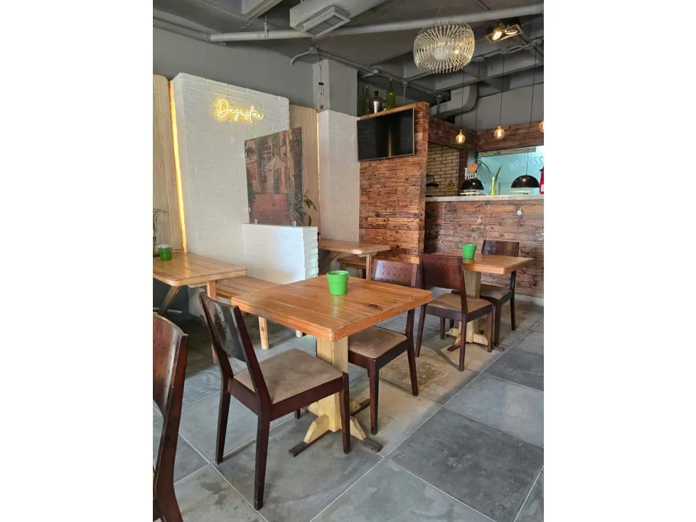 LOCALES COMERCIALES EN VENTA 199 M2 - URB LOS SAMANES - 2