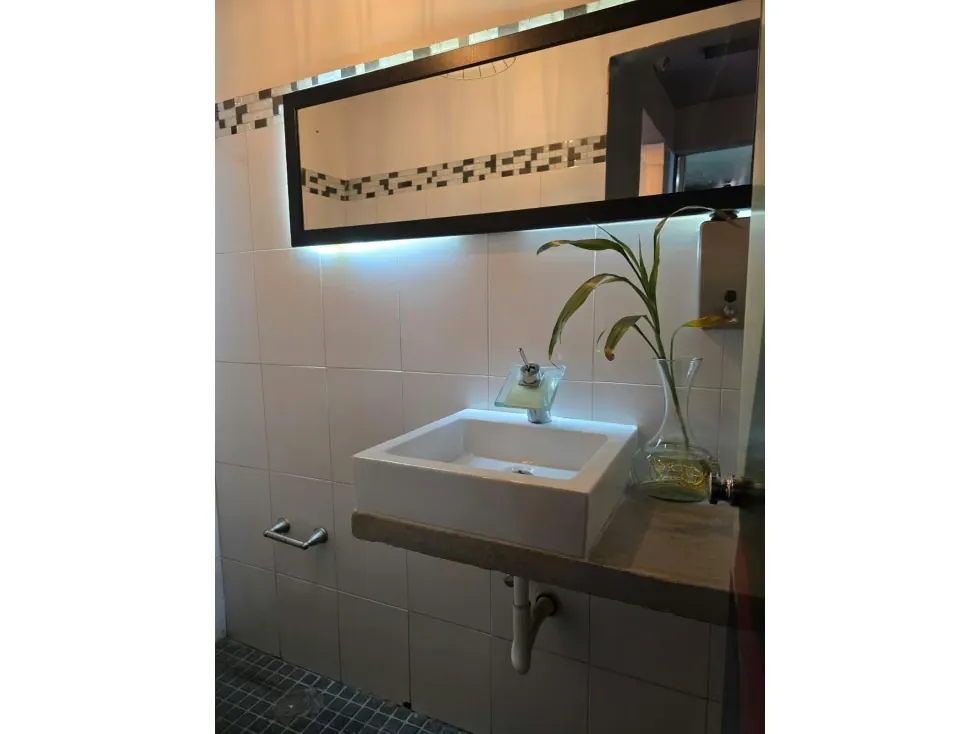 LOCALES COMERCIALES EN VENTA 199 M2 - URB LOS SAMANES - 6
