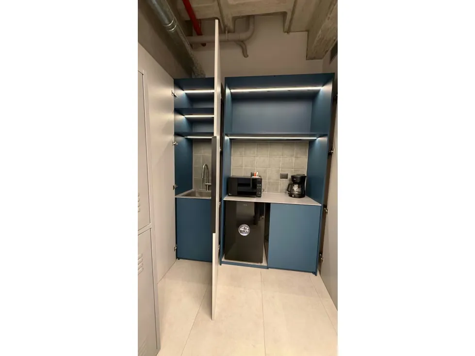 Se alquila oficina 90m2 Urb. Las mercedes - 14
