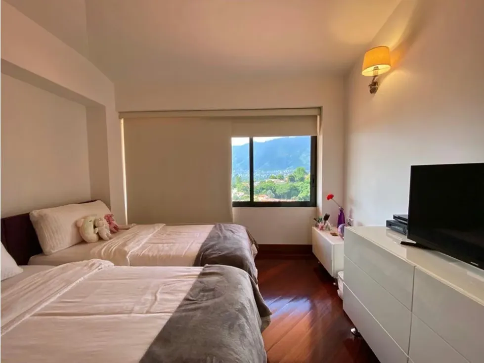 Se vende casa 565m² -4h+1s/7b+1s/3p Caurimare - 14