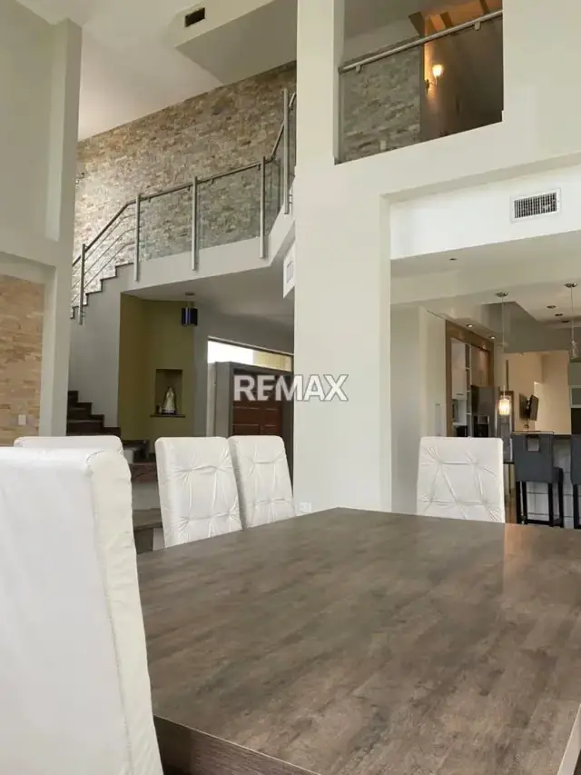 EN VENTA HERMOSA CASA EN URBANISMO EXCLUSIVO, SAN MIGUEL. MATURÍN-MONAGAS