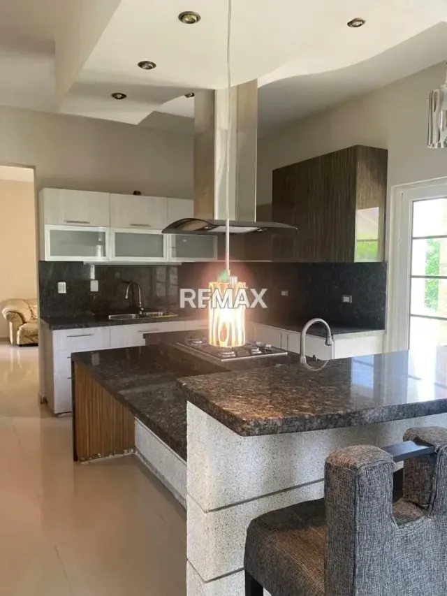 EN VENTA HERMOSA CASA EN URBANISMO EXCLUSIVO, SAN MIGUEL. MATURÍN-MONAGAS - 2