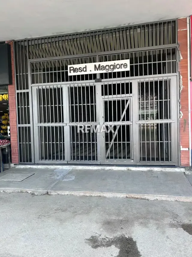 Oficina en alquiler en av bolivar norte piso bajo