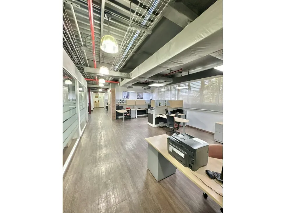Se vende/alquila galpón 2450 m2 Guarenas - 11