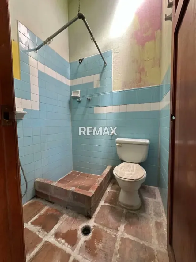 En Venta Posada a Pie de Calle Ubicada en Lobatera - 10