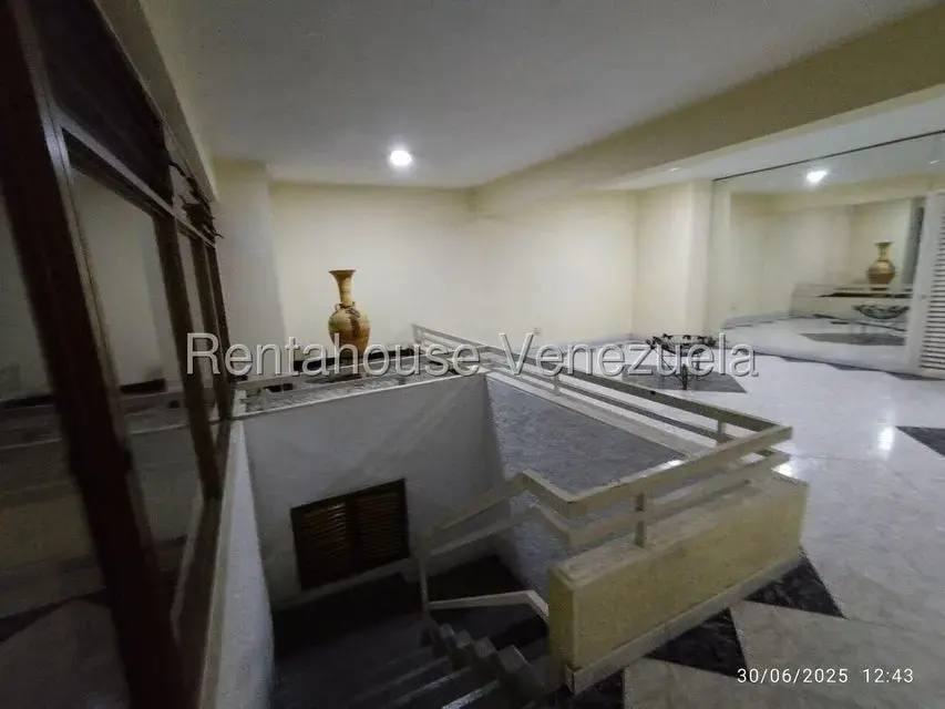 Apartamento (1 Nivel) en Venta en El Paraiso, Distrito Metropolitano - 14