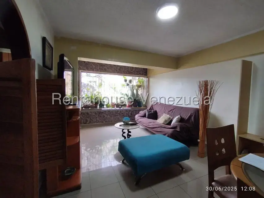 Apartamento (1 Nivel) en Venta en El Paraiso, Distrito Metropolitano - 25