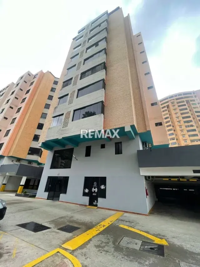 En Venta Acogedor Apartamento Amoblado en Agua Blanca, edificio con pozo de agua y planta eléctrica - 11