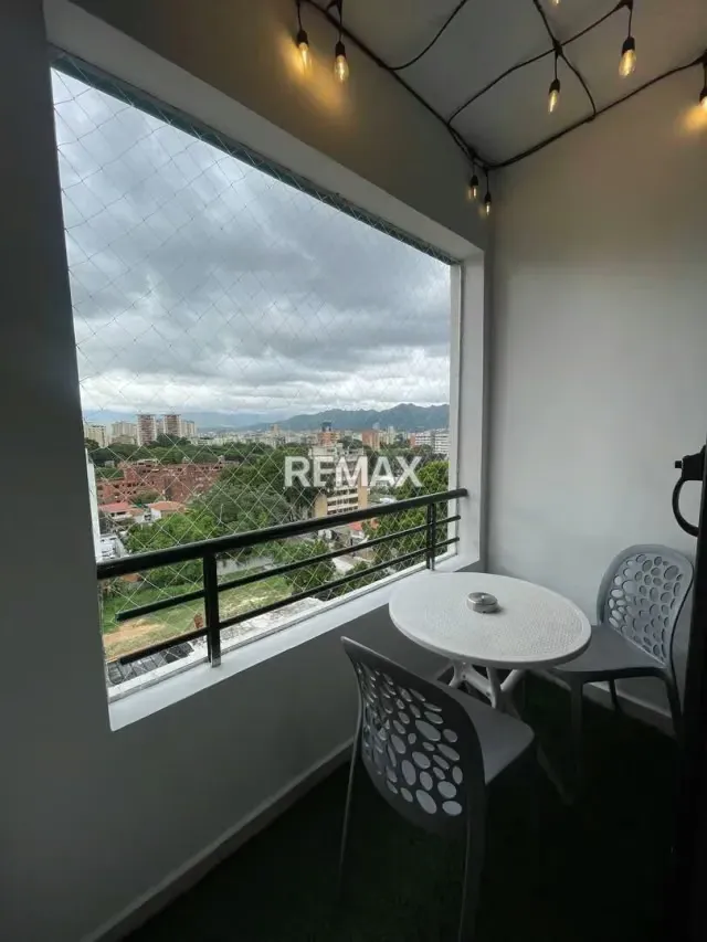 En Venta Acogedor Apartamento Amoblado en Agua Blanca, edificio con pozo de agua y planta eléctrica - 12