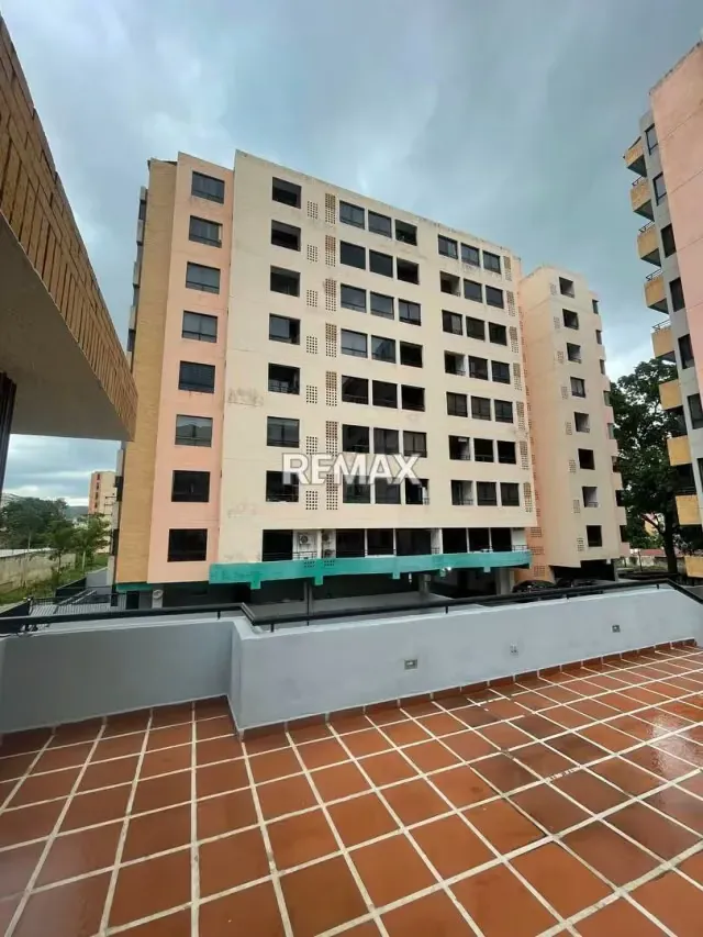 En Venta Acogedor Apartamento Amoblado en Agua Blanca, edificio con pozo de agua y planta eléctrica - 17