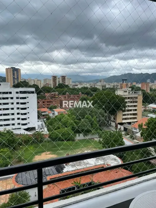 En Venta Acogedor Apartamento Amoblado en Agua Blanca, edificio con pozo de agua y planta eléctrica - 9