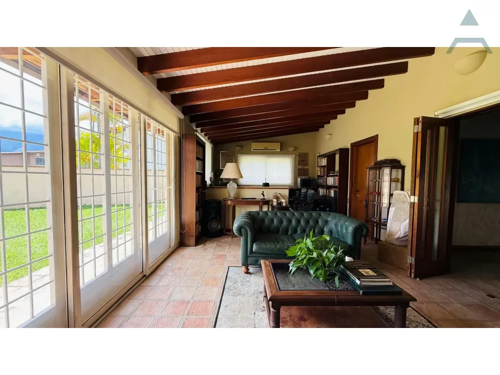 Se vende casa 928m² 5h+1s/5b+1s/6p Caurimare - 26