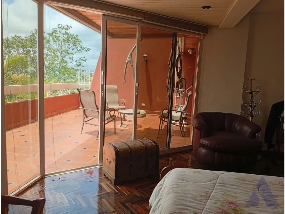Vendo PB duplex remodelada 395m2 6hab 5b 3p Los Naranjos 6990 - 14