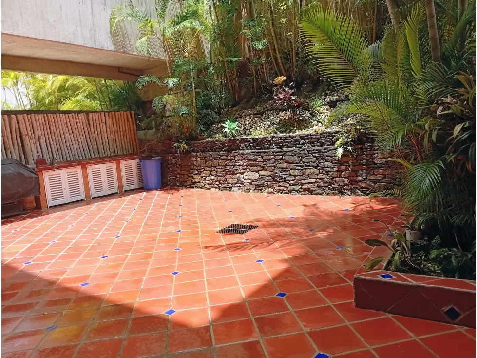 Vendo PB duplex remodelada 395m2 6hab 5b 3p Los Naranjos 6990 - 39