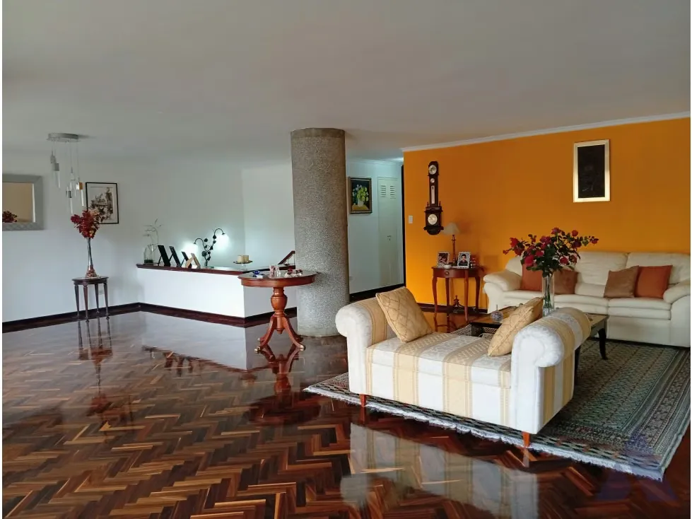 Vendo PB duplex remodelada 395m2 6hab 5b 3p Los Naranjos 6990 - 5