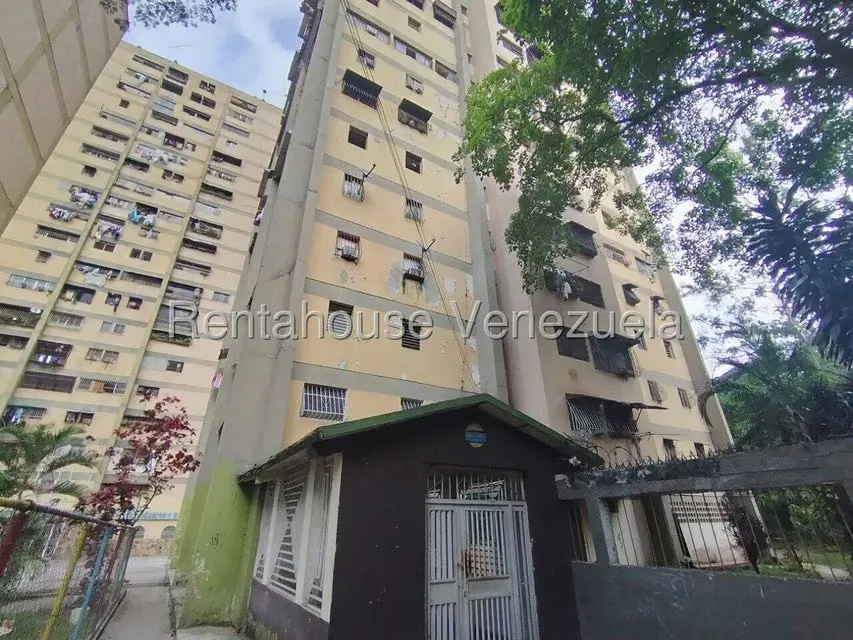 Apartamento (1 Nivel) en Venta en Caricuao, Distrito Metropolitano