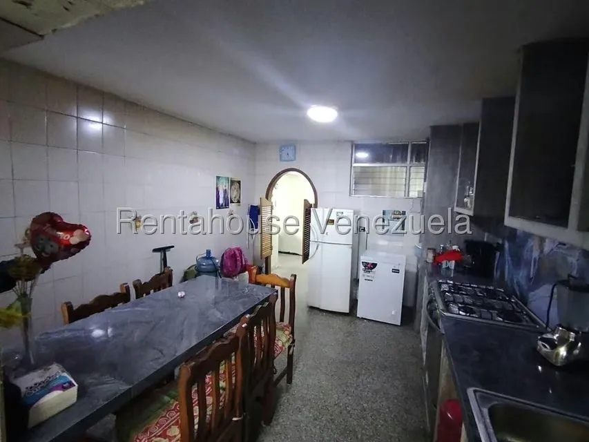 Apartamento (1 Nivel) en Venta en Caricuao, Distrito Metropolitano - 10