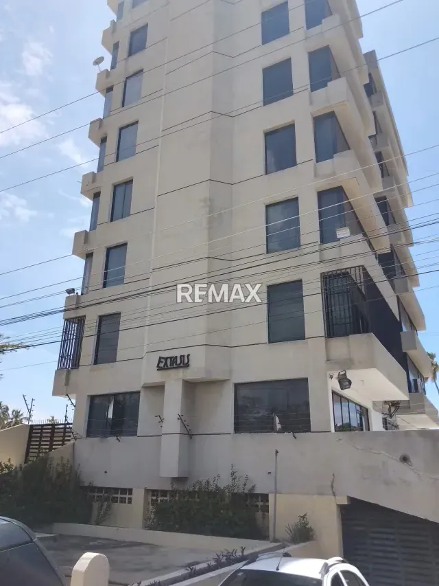 Hermoso Apartamento ubicado en la Av. Universidad