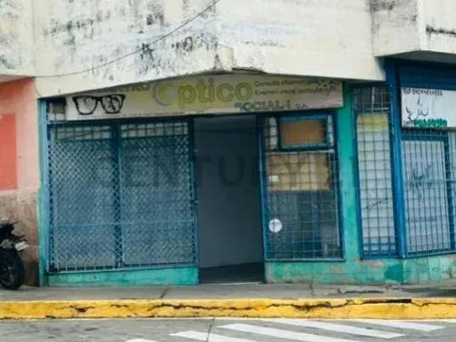LOCAL COMERCIAL