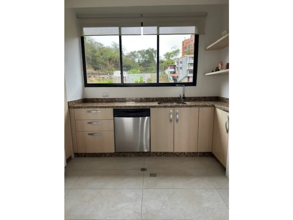 Vendo apartamento 126m2 Lomas de la Lagunita 4499 - 6