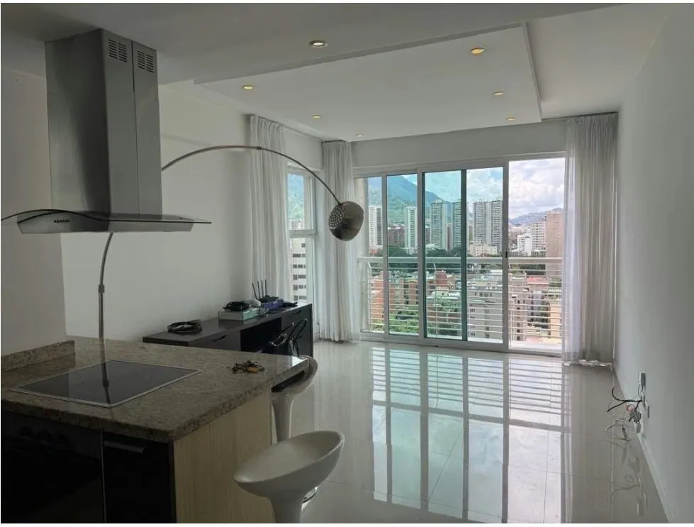 Alquilo apartamento 78m2 Santa Eduvigis 4876