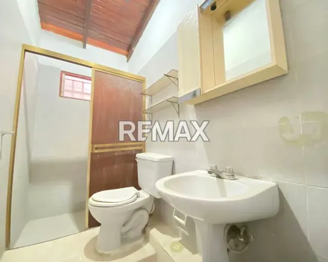 ¡TU INVERSIÓN IDEAL EN LOS BUCANEROS, PORLAMAR! EN VENTA AMPLIA CASA PRINCIPAL MÁS 2 ANEXOS PERFECTOS PARA RENTAR O FAMILIAS GRANDES. EXCELENTE UBICACIÓN EN MARGARITA. ¡DESCÚBRELA! - 14