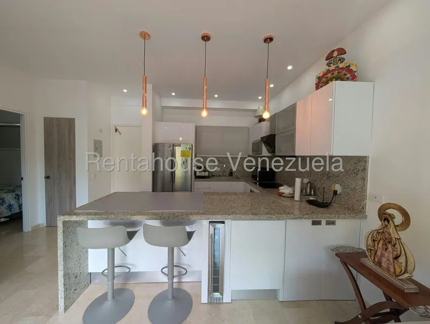 Apartamento (1 Nivel) en Venta en Los Guayabitos, Distrito Metropolitano - 3