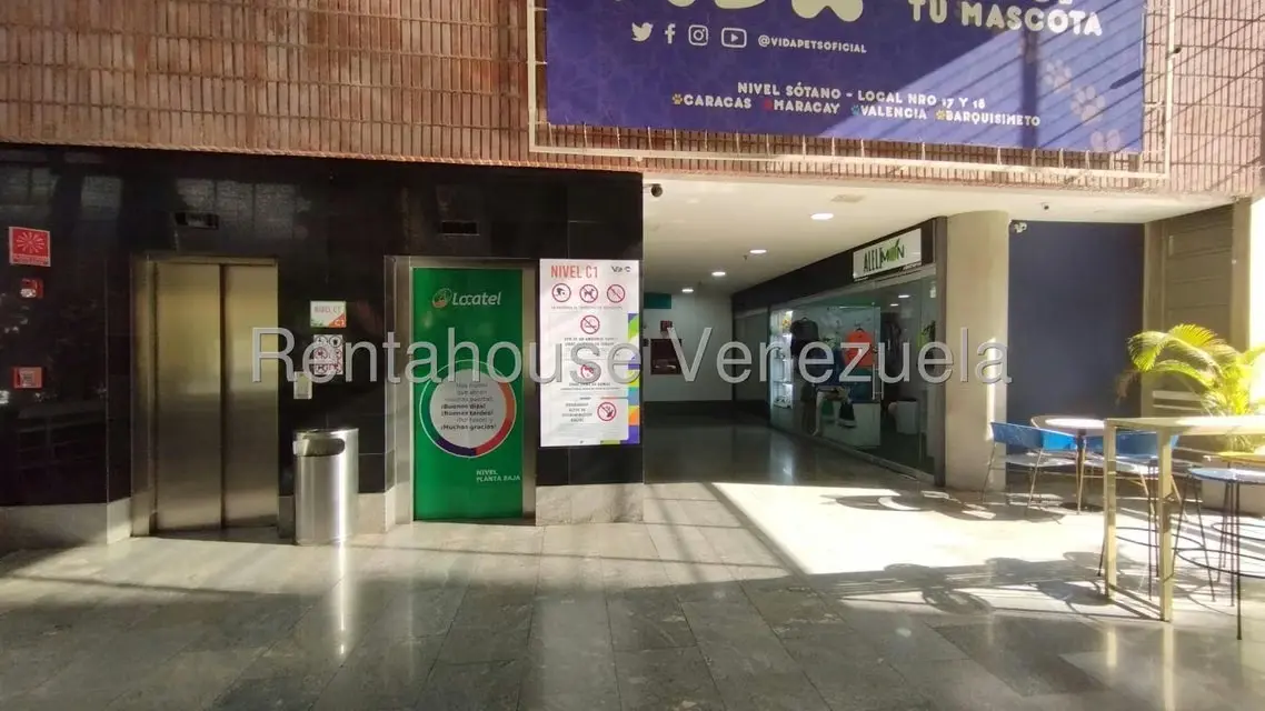 Local Comercial en Alquiler en Colinas de Valle Arriba, Distrito Metropolitano - 12