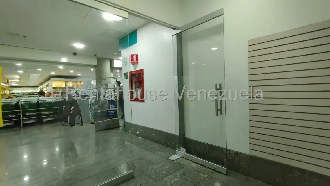 Local Comercial en Alquiler en Colinas de Valle Arriba, Distrito Metropolitano - 8