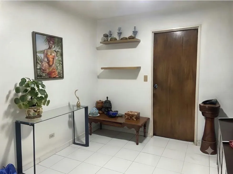 Vendo apartamento 135m2 La Urbina 7468 - 7