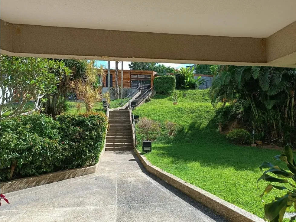 Venta Apartamento Urbanización Miranda 150 Mts - 3