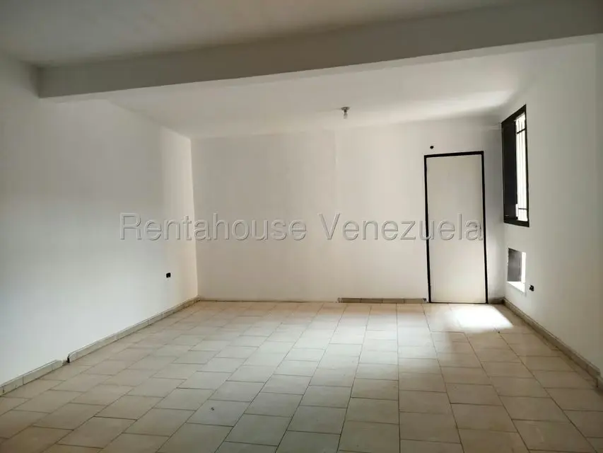 Local Comercial en Alquiler en Sabana Larga, Aragua - 3
