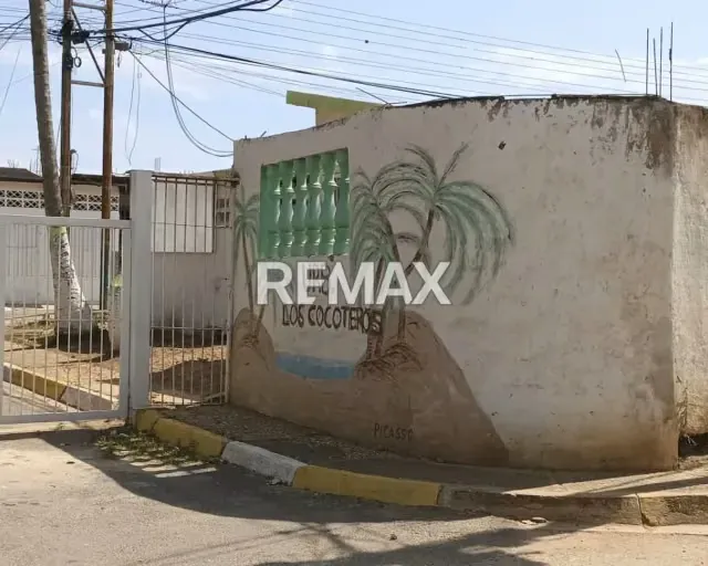 EN VENTA CÓMODA CASA EN PLANTA BAJA EN JUAN GRIEGO - 3