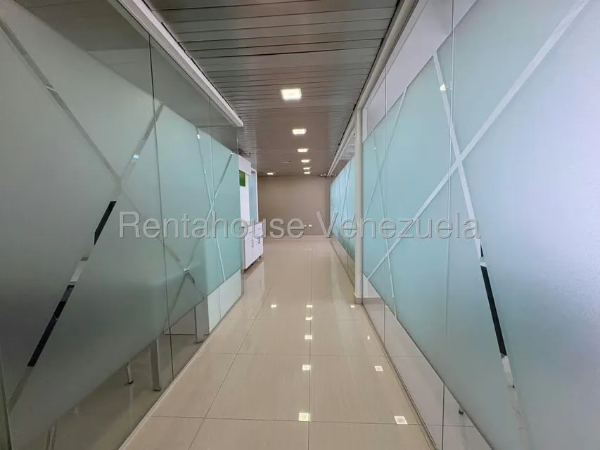 Oficina en Alquiler en 5 de Julio, Zulia - 9