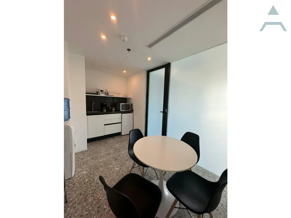 Se vende oficina 161m² Las mercedes - 12