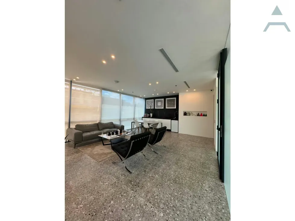 Se vende oficina 161m² Las mercedes - 4