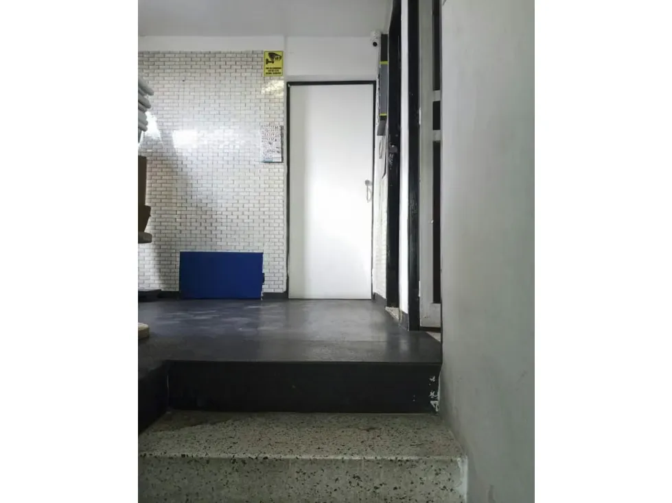 LOCAL COMERCIAL - 38 MTS - MONTE CRISTO - 11