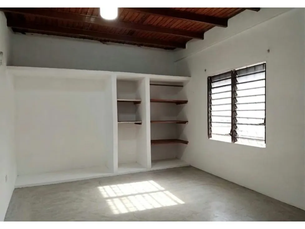 LOCAL COMERCIAL - 38 MTS - MONTE CRISTO - 4
