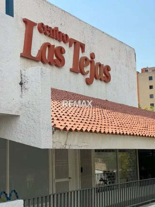 Loca Comercial en Centro Comercial las Tejas Maracaibo