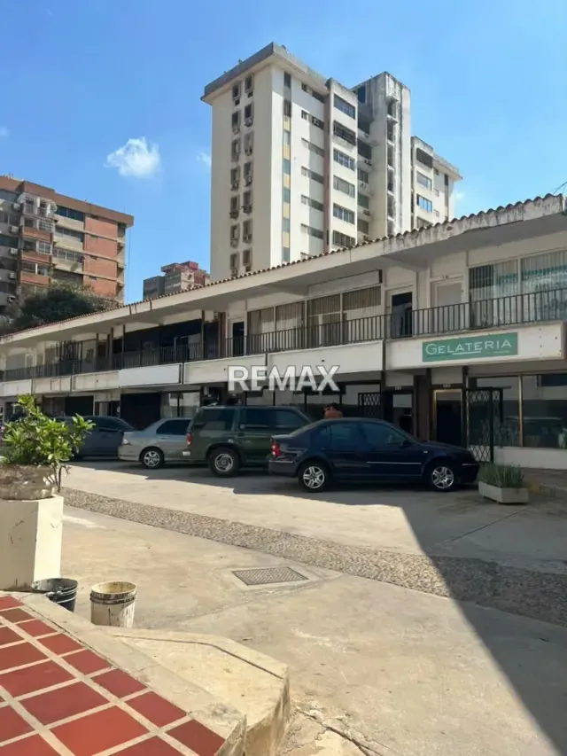Loca Comercial en Centro Comercial las Tejas Maracaibo - 2