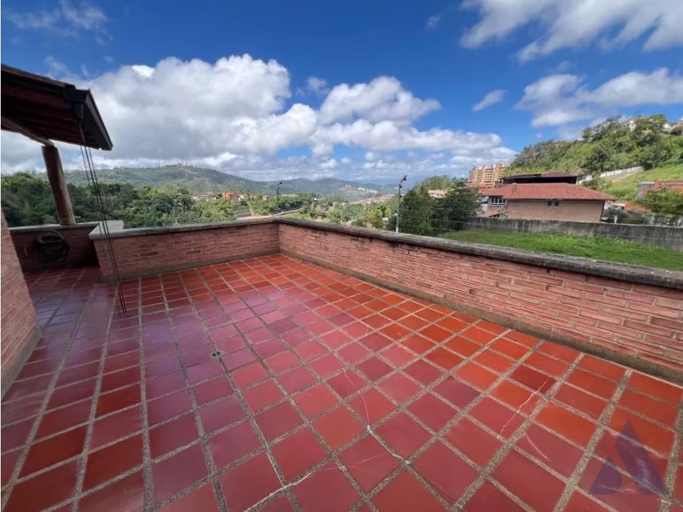 Vendo casa remodelada 296m3 Alto Hatillo 4548 - 16