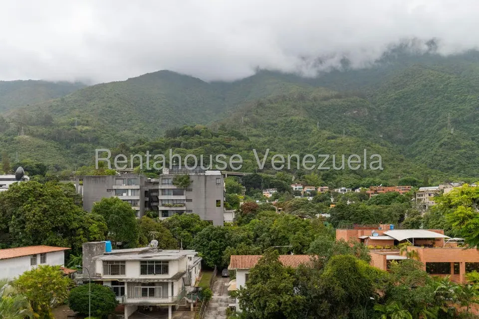 Apartamento (1 Nivel) en Venta en Los Palos Grandes, Distrito Metropolitano - 13