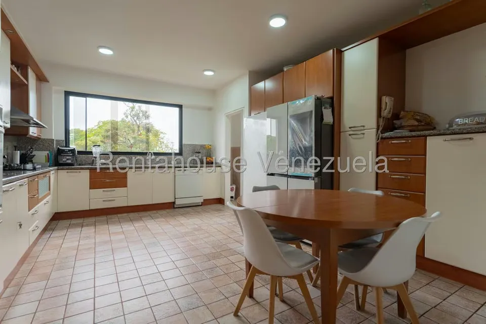 Apartamento (1 Nivel) en Venta en Los Palos Grandes, Distrito Metropolitano - 18