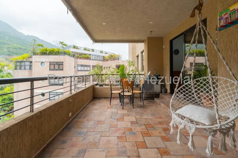 Apartamento (1 Nivel) en Venta en Los Palos Grandes, Distrito Metropolitano - 22