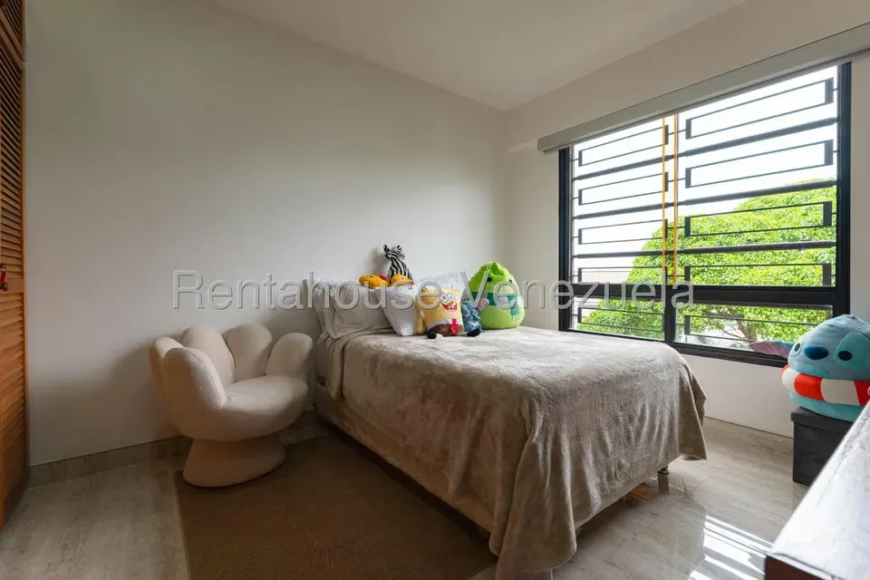 Apartamento (1 Nivel) en Venta en Los Palos Grandes, Distrito Metropolitano - 38