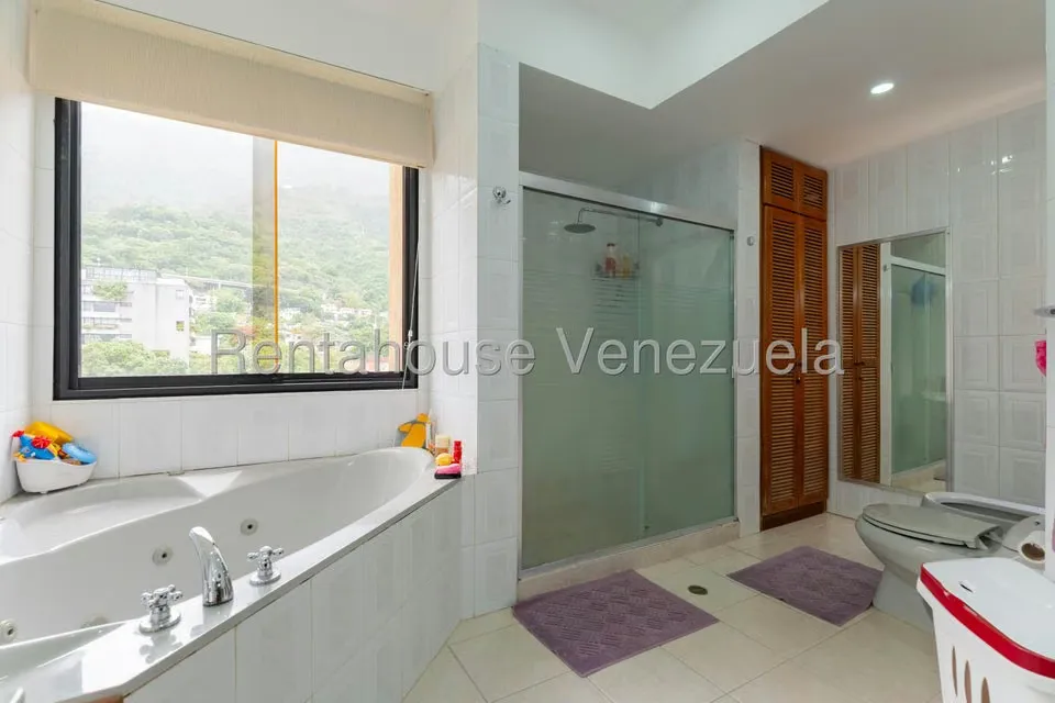 Apartamento (1 Nivel) en Venta en Los Palos Grandes, Distrito Metropolitano - 44