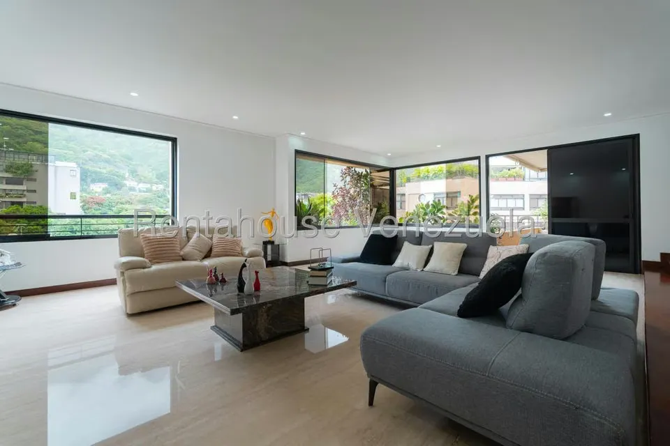 Apartamento (1 Nivel) en Venta en Los Palos Grandes, Distrito Metropolitano - 5