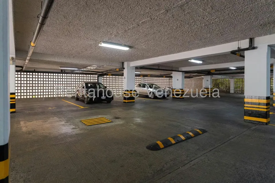 Apartamento (1 Nivel) en Venta en Los Palos Grandes, Distrito Metropolitano - 68