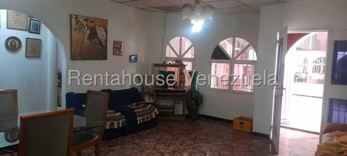 Casa (Multipes Niveles) en Venta en Centro de Charallave, Miranda - 10
